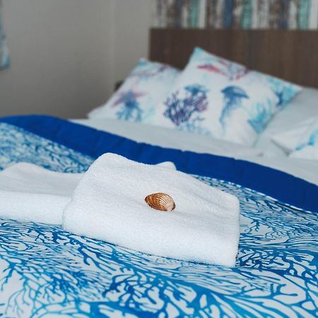 Aqua Hotel ジェチーン エクステリア 写真